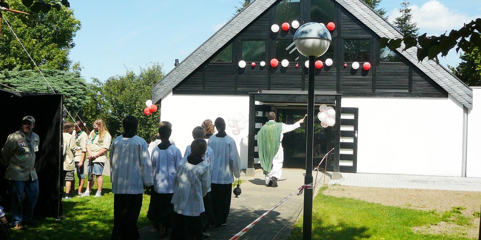 2009-08-23 Pfarrheimsegnung 15