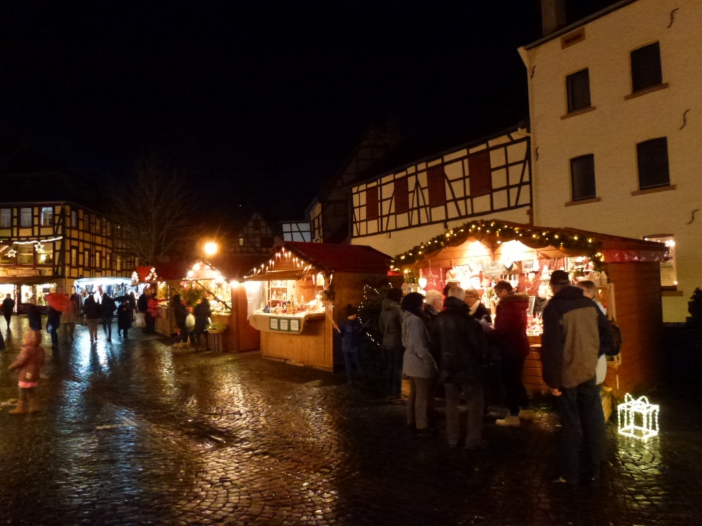 2015-12-15_Frauenkreis Weihnachtsmarkt 3