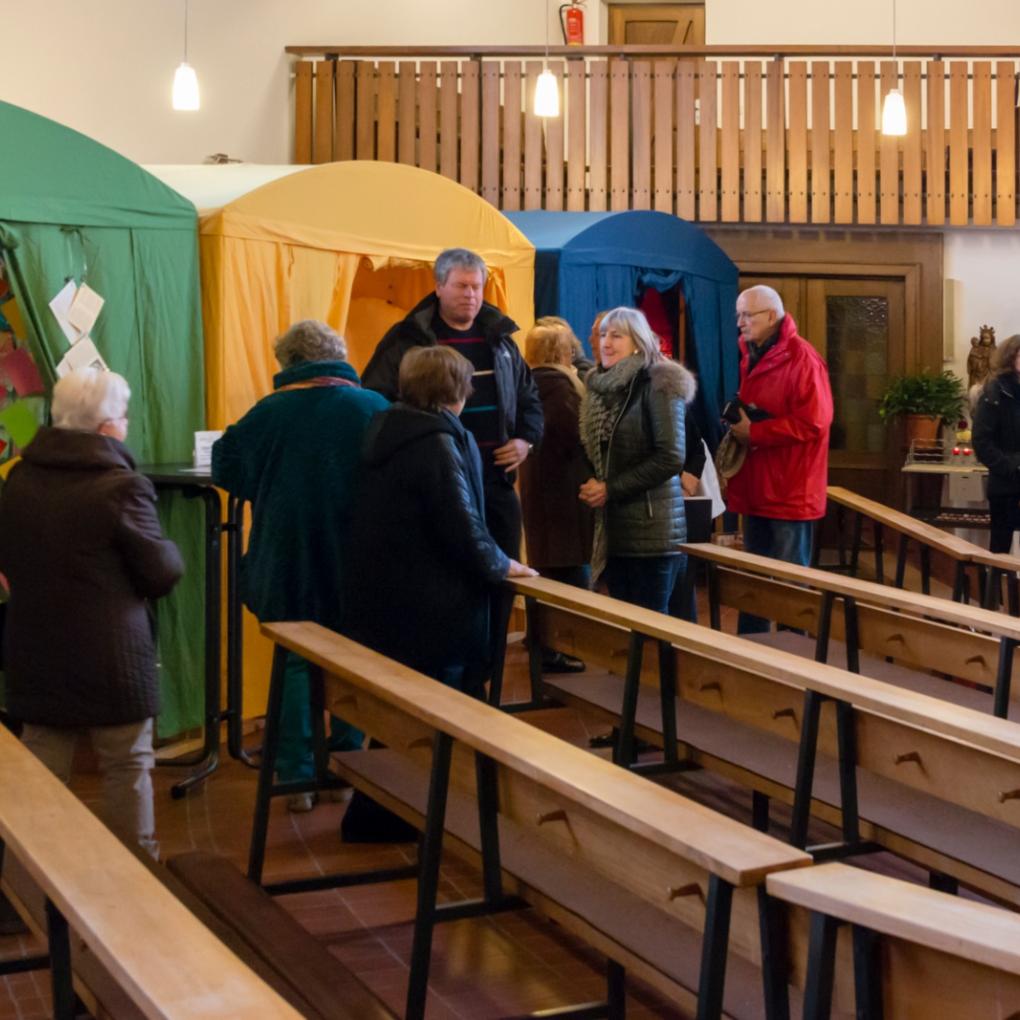 2018-02-18 _Ausstellung_Aufgeschlagen - Bibel im Zelt 086