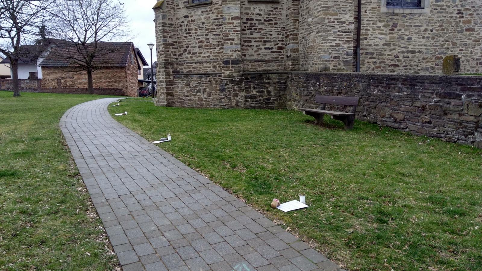 Denk-Mal_Kreuzweg_der_Jugend_St-Remigius