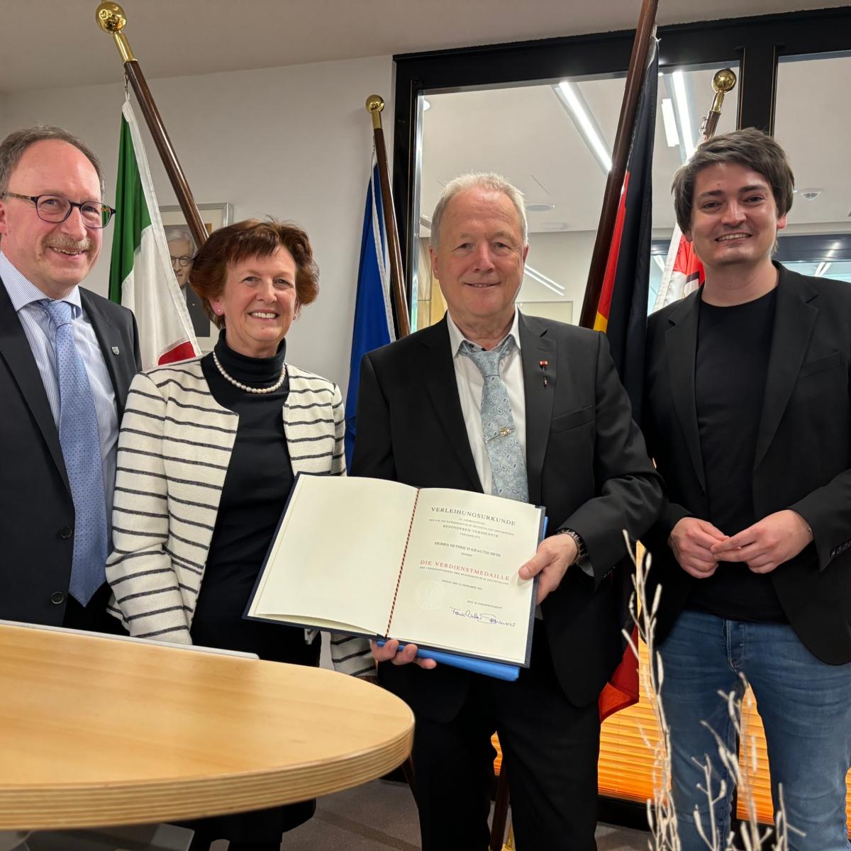 2024-04-20_Bundesverdienstkreuz Heiner Krautscheid