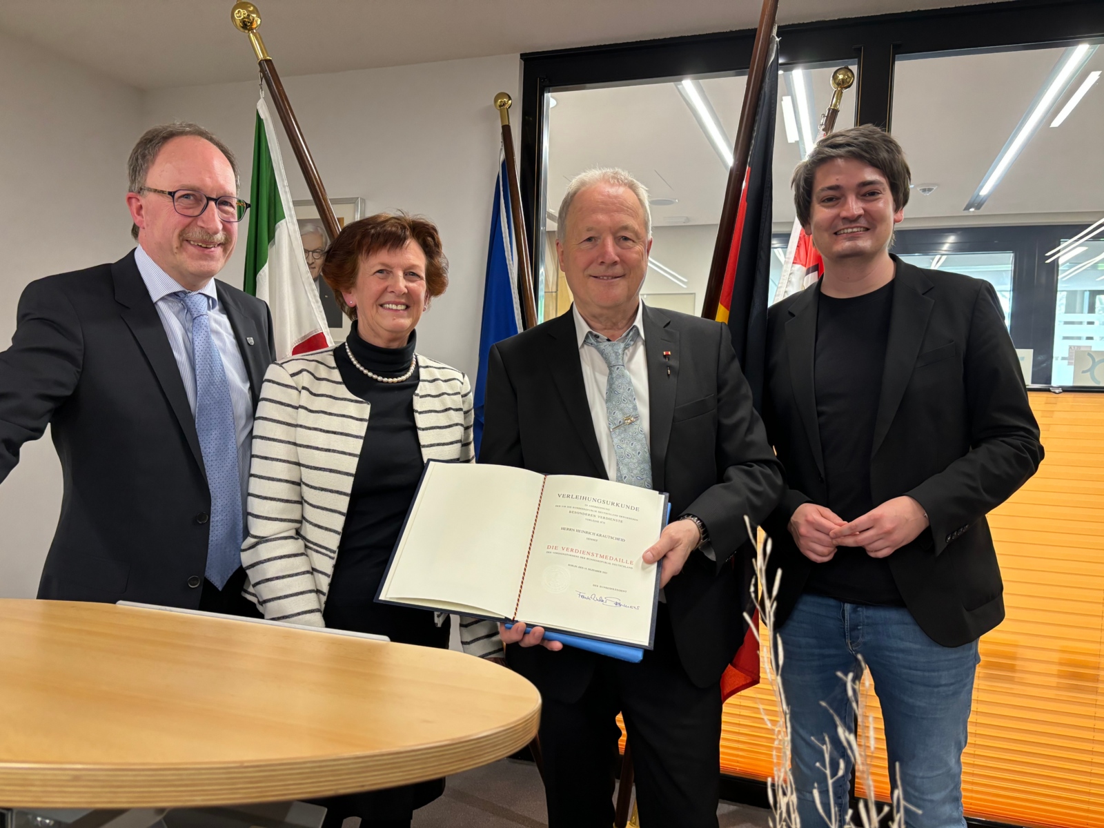 2024-04-20_Bundesverdienstkreuz Heiner Krautscheid