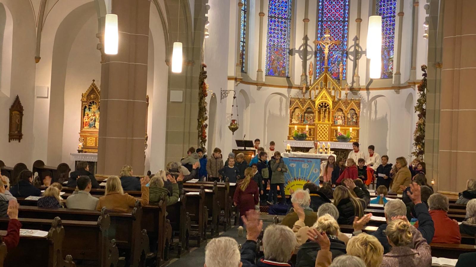 2025_11_09_Kommunionkindereinführung