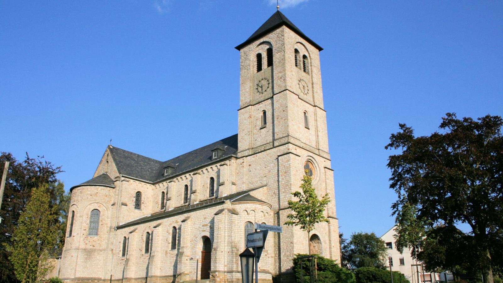 Uckerath - Sankt Johannes der Täufer 02 (wikipedia)