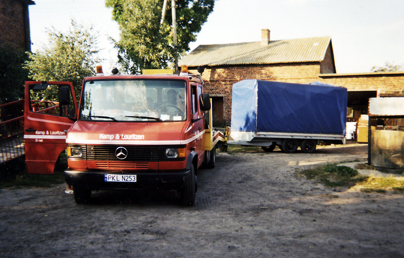 2002-07 AKP Möbeltransport 4