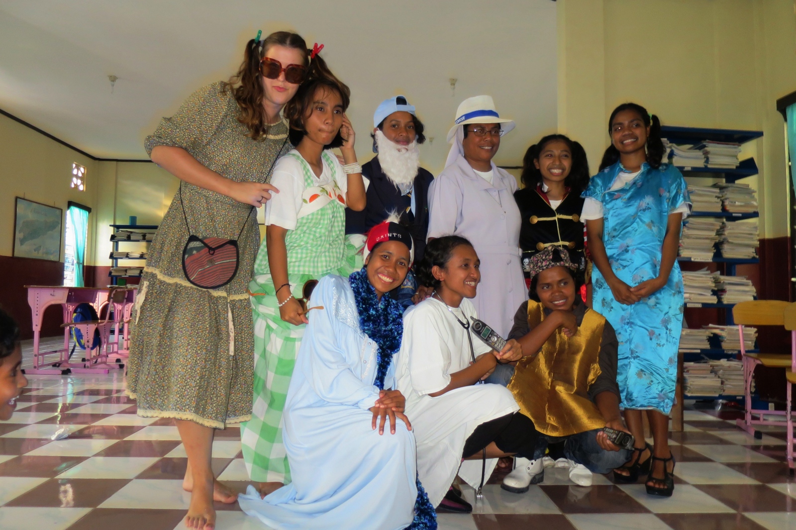 2017-02-28 Klara in Osttimor 23 Karneval